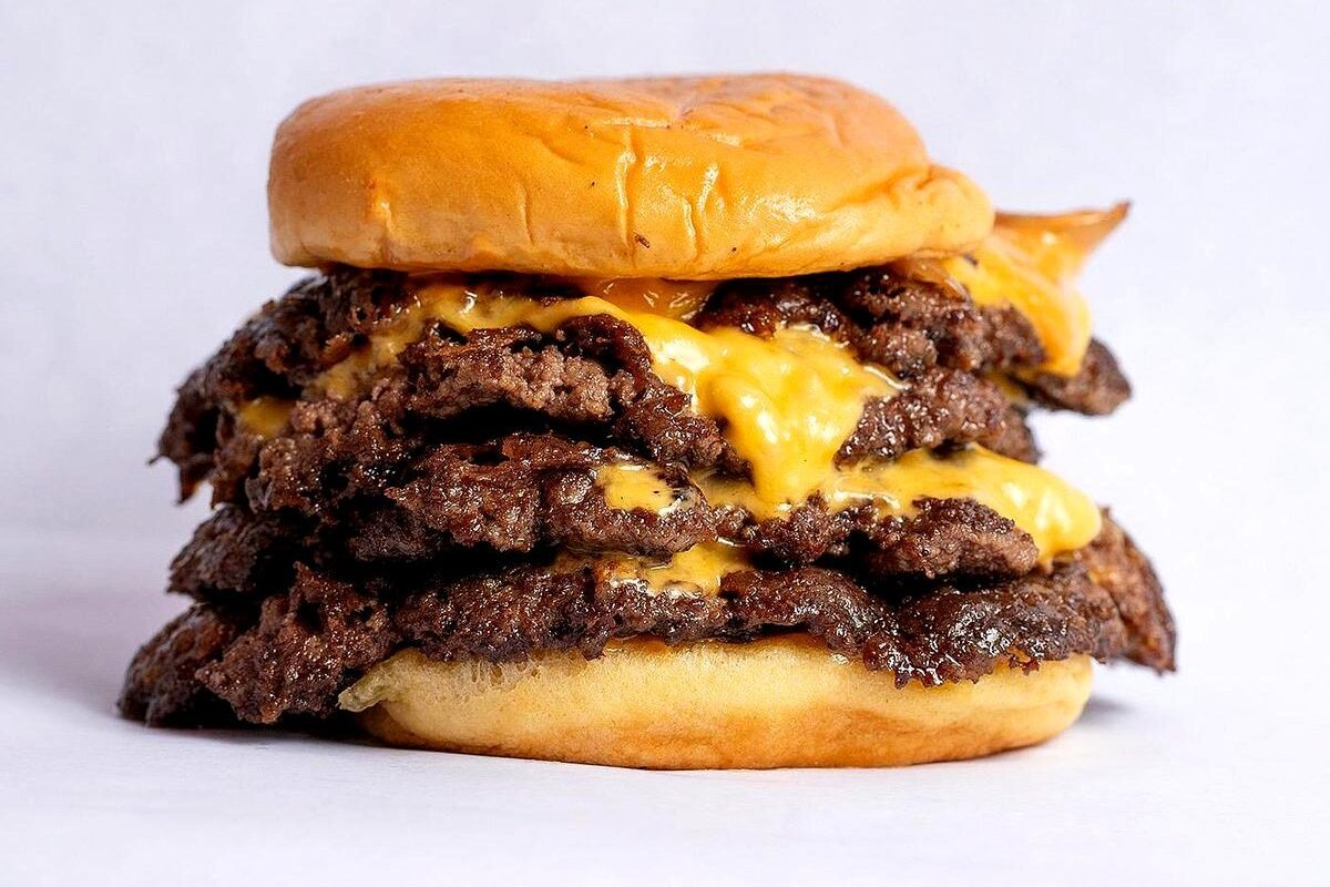 YoYo Chicken Bronx fried chicken and burgers NYC new restaurant